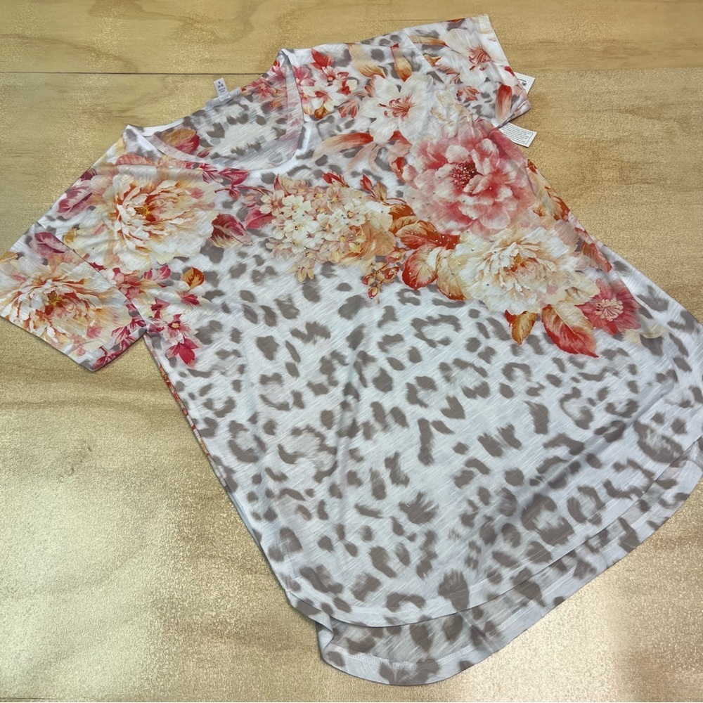 Concepts Women’s Printed Jeweled Top Size S